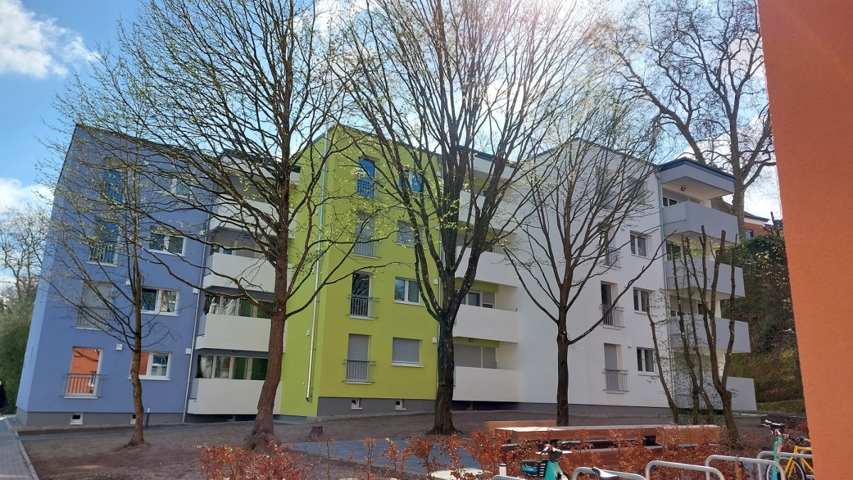 Rückansicht Moltkestraße 3-5, Gebäude mit vier Wohnetagen